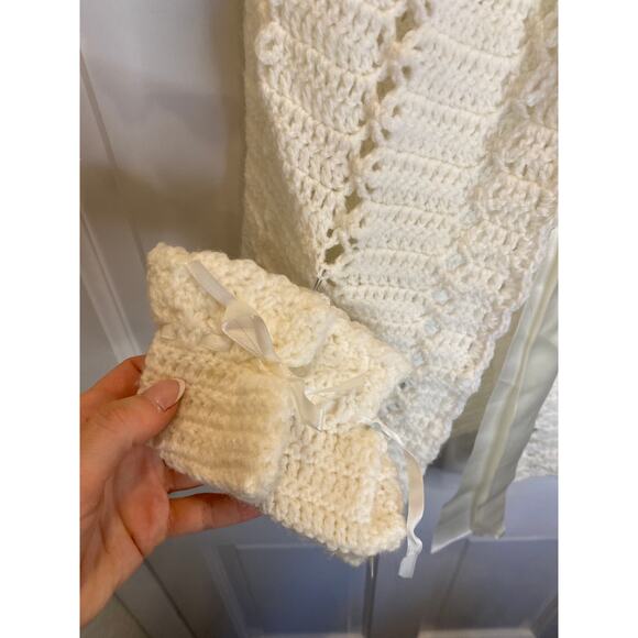 VINTAGE White Knit Crotchet Communion Dress Bow Booties - Picture 4 of 6